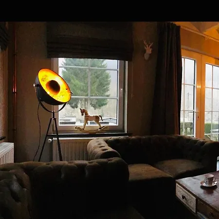 Vakantiewoning Charme Bohan Sur Semois * ヴレス・シュル・スモワ